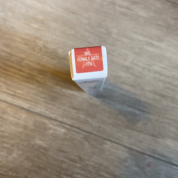 KVD Epic Kiss Lipstick in the shade “The Female Gaze” - Picture 3 of 4